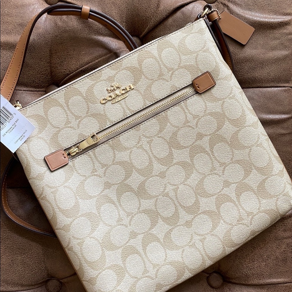 NWT Sig Rowan File Bag Crossbody Coach